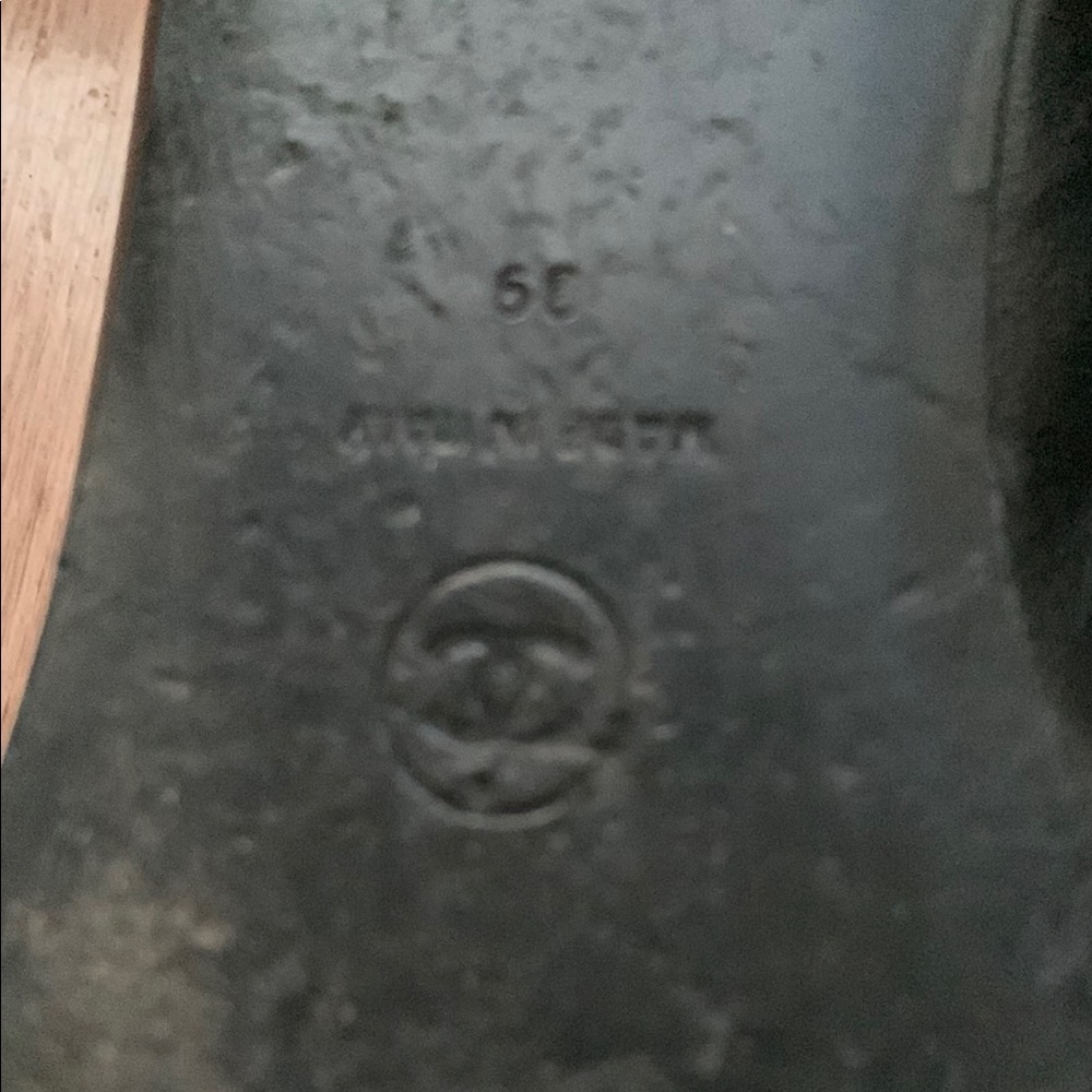 Chanel Classic Flats - Picture 7 of 16